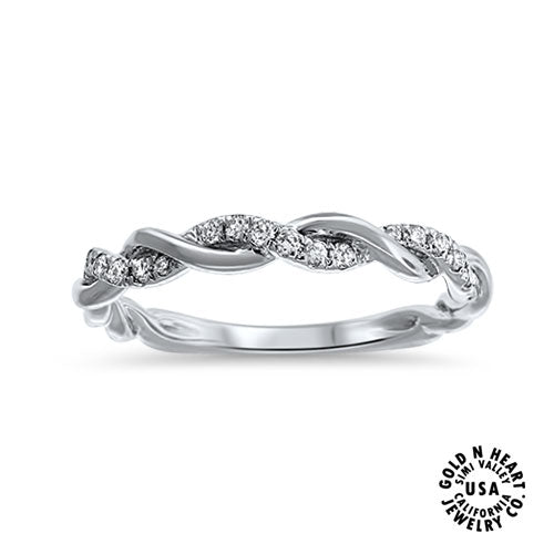Natural Diamonds with a Twist